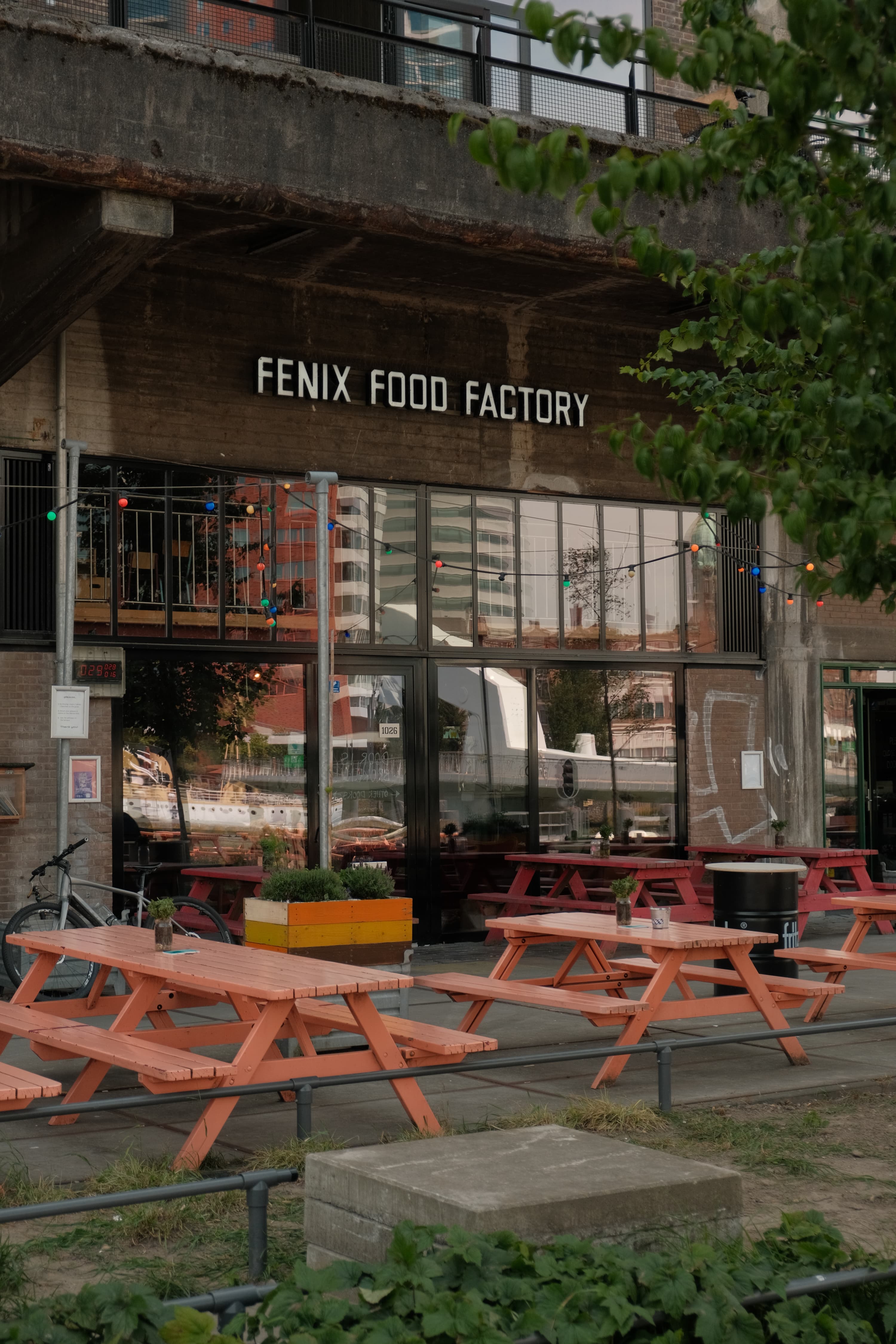 Déjeuner au Fenix Food Factory